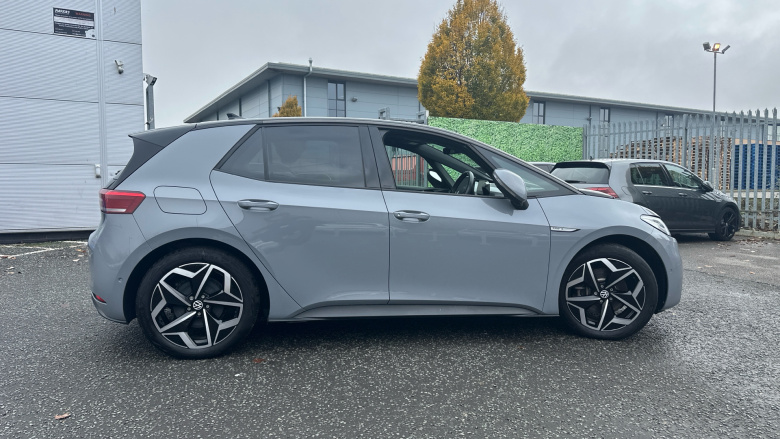 Volkswagen ID.3 150kW Tour Pro S 77kWh 5dr Auto Electric Hatchback